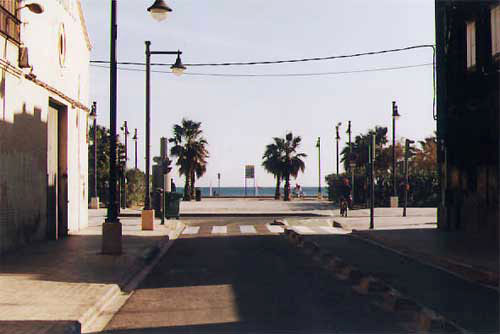 Cabañal street at the sea. Photo