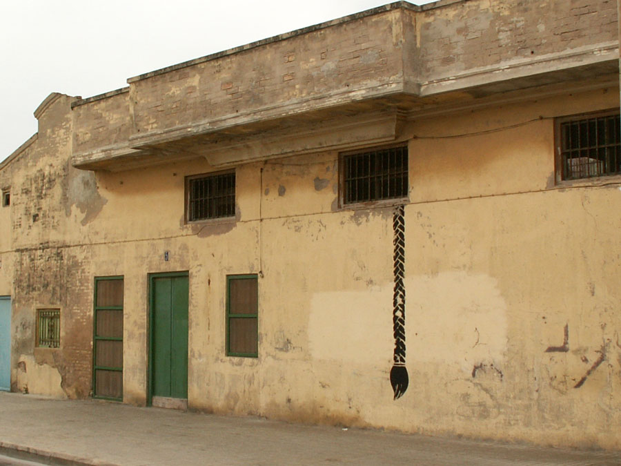 Cabañal house with a braid painted on its facade. Foto